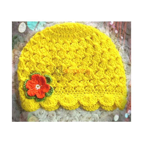 Hand-knitted hat yellow flowers hat