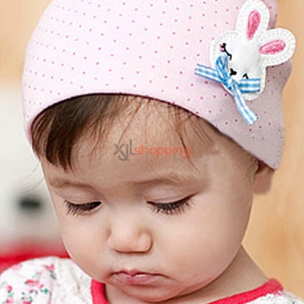 Labeling rabbit hedging cap for children
